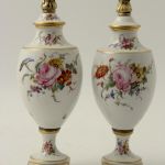 812 4025 VASES AND COVERS